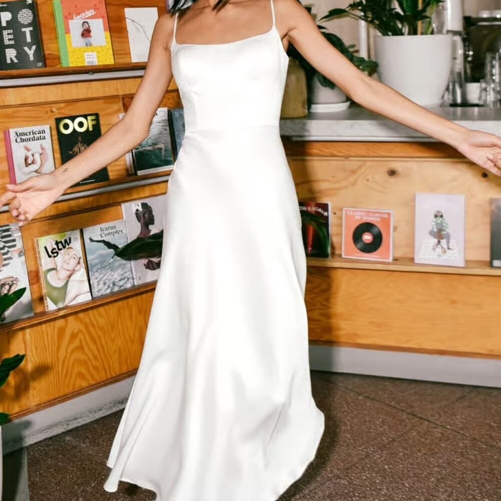 Elegant White Spaghetti Strap Dress